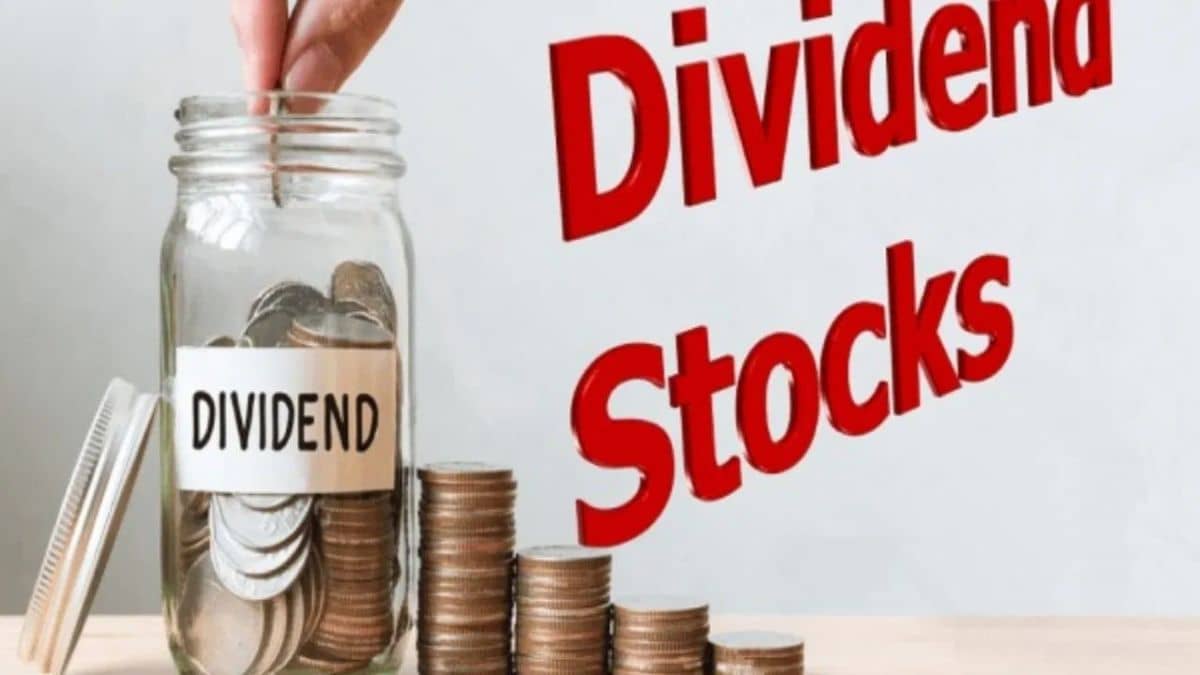 ये सरकारी कंपनी देने जा रही डिविडेंड, इस तारीख को कर लें नोट! ये सरकारी कंपनी देने जा रही डिविडेंड, इस तारीख को कर लें नोट!