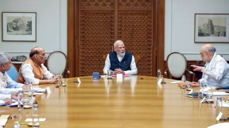 पाकिस्तान के खिलाफ अटैक मोड में भारत, सिंधु जल समझौता खत्म; अटारी बॉर्डर क्लोज… पाक नागरिकों की एंट्री बैन