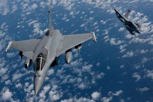 Tata-Dassault JV: मेक इन इंडिया की बड़ी कामयाबी, 2028 से भारत में ‘बनेगा’ राफेल Tata-Dassault JV: मेक इन इंडिया की बड़ी कामयाबी, 2028 से भारत में ‘बनेगा’ राफेल
