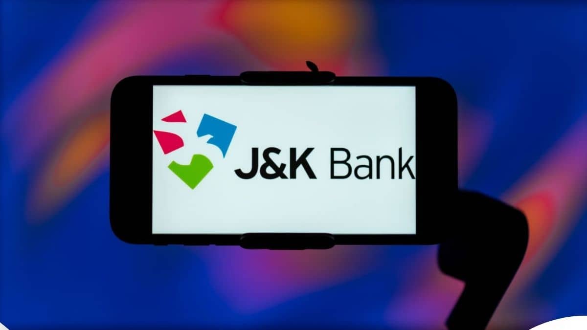 पहलगाम हमले के बाद जम्मू एंड कश्मीर बैंक शेयर पर मंडराया खतरा, आगे कैसी रहेगी चाल? एक्सपर्ट से समझें पहलगाम हमले के बाद जम्मू एंड कश्मीर बैंक शेयर पर मंडराया खतरा, आगे कैसी रहेगी चाल? एक्सपर्ट से समझें