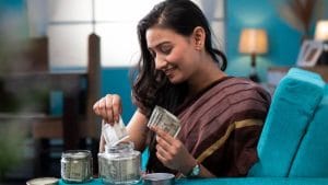 SIP शुरू करने से पहले समझें फंड का गणित, Small-Mid-Large में कैसे बांटें पैसा?