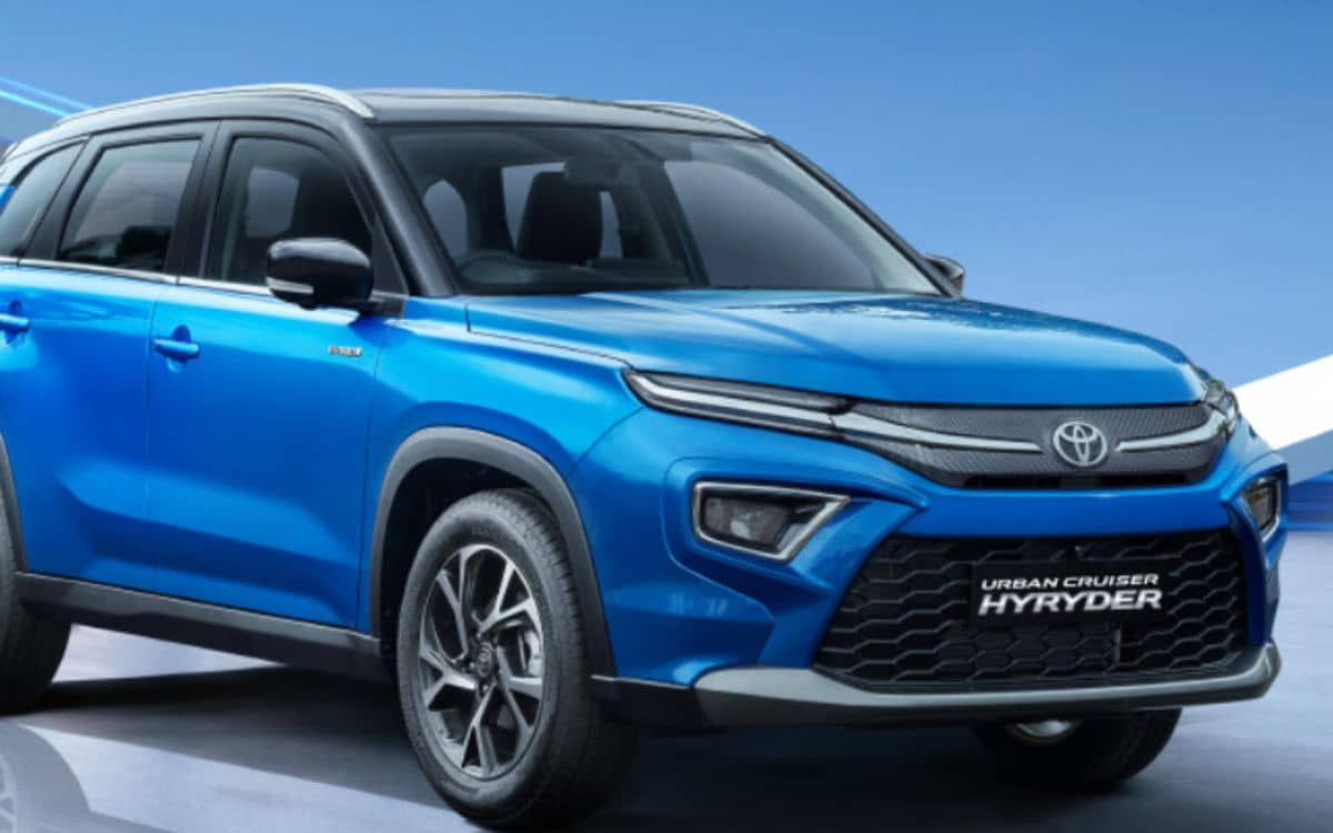 सेफ्टी और लग्जरी के शानदार कंबीनेशन के साथ लॉन्च हुई टोयोटा अर्बन क्रूजर, शुरूआती कीमत मात्र 11.34 लाख रुपये सेफ्टी और लग्जरी के शानदार कंबीनेशन के साथ लॉन्च हुई टोयोटा अर्बन क्रूजर, शुरूआती कीमत मात्र 11.34 लाख रुपये