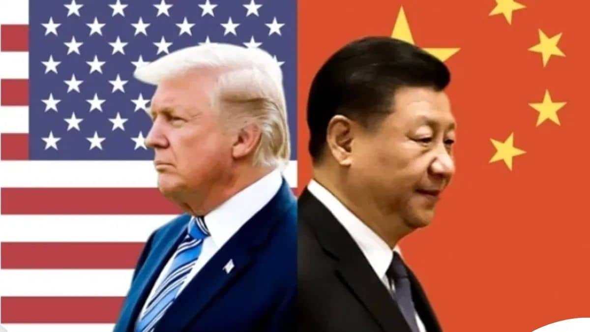 ट्रंप ने चीन पर लगा दिया 125 फीसदी का टैरिफ, दोनों देशों के बीच बढ़ी ट्रेड टेंशन ट्रंप ने चीन पर लगा दिया 125 फीसदी का टैरिफ, दोनों देशों के बीच बढ़ी ट्रेड टेंशन