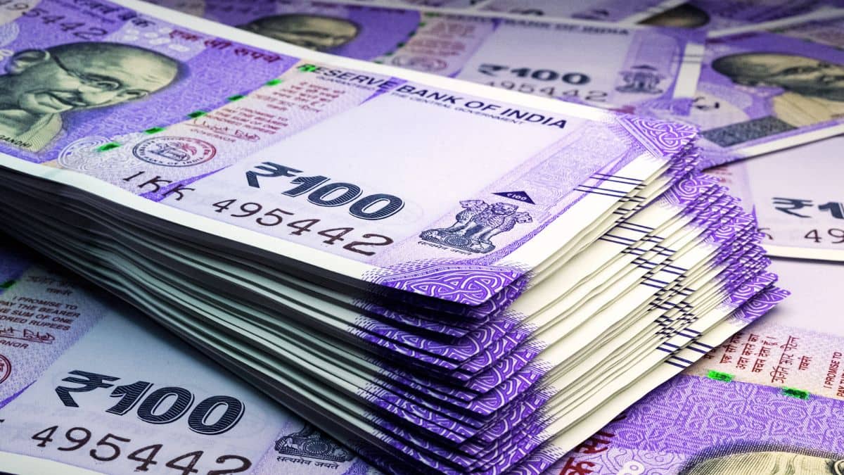 हिमाचल प्रदेश में 14000 सरकारी कर्मचारियों को झटका, मासिक सैलरी में 5 से 15 हजार रुपये की कटौती हिमाचल प्रदेश में 14000 सरकारी कर्मचारियों को झटका, मासिक सैलरी में 5 से 15 हजार रुपये की कटौती