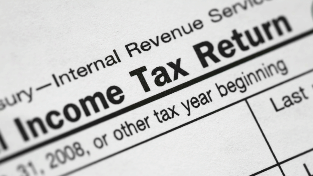 इनकम टैक्स रिफंड पर मिला ब्याज न करें नजरअंदाज, जानें 5 जरूरी नियम