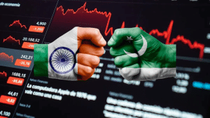 इधर लड़ रहे थे भारत पाक उधर इस विदेशी का भर गया खजाना, जानें कैसे 66 फीसदी बढ़ गई दौलत इधर लड़ रहे थे भारत पाक उधर इस विदेशी का भर गया खजाना, जानें कैसे 66 फीसदी बढ़ गई दौलत