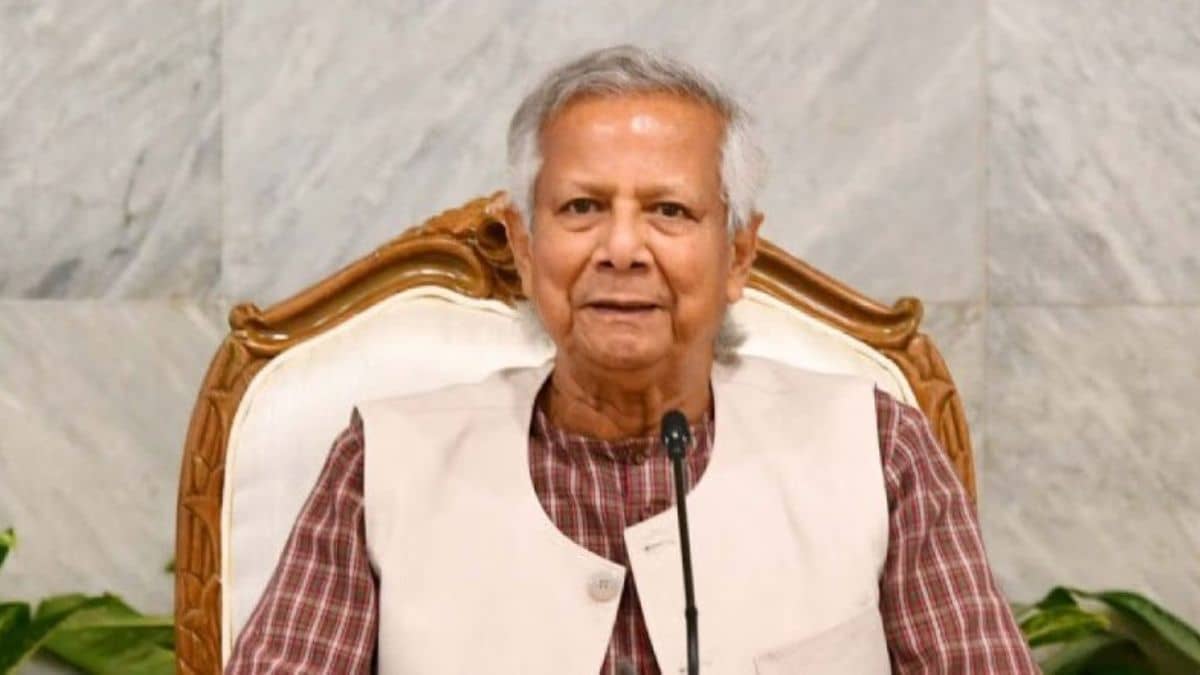 भारत को आंख दिखाने वाले यूनुस अपने ही देश में घिरे, जल्द आ सकता है इस्तीफा; बोले – “बंधक जैसा महसूस कर रहा हूं” भारत को आंख दिखाने वाले यूनुस अपने ही देश में घिरे, जल्द आ सकता है इस्तीफा; बोले – “बंधक जैसा महसूस कर रहा हूं”