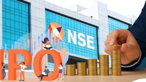 IPO की उम्मीद में NSE का वैल्यूएशन 60 फीसदी बढ़ा, नॉन-लिस्टेड शेयरों को जमकर खरीद रहे निवेशक IPO की उम्मीद में NSE का वैल्यूएशन 60 फीसदी बढ़ा, नॉन-लिस्टेड शेयरों को जमकर खरीद रहे निवेशक