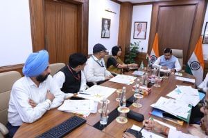 भारत-पाक तनाव के बीच सरकार की चेतावनी, खाद्यान भंडार पर्याप्त, जमाखोरों पर होगी कड़ी कार्रवाई भारत-पाक तनाव के बीच सरकार की चेतावनी, खाद्यान भंडार पर्याप्त, जमाखोरों पर होगी कड़ी कार्रवाई