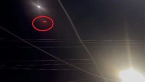 जम्मू के कई जगहों पर पाकिस्तान ने किया अटैक, सेना ने मार गिराए 8 मिसाइल जम्मू के कई जगहों पर पाकिस्तान ने किया अटैक, सेना ने मार गिराए 8 मिसाइल