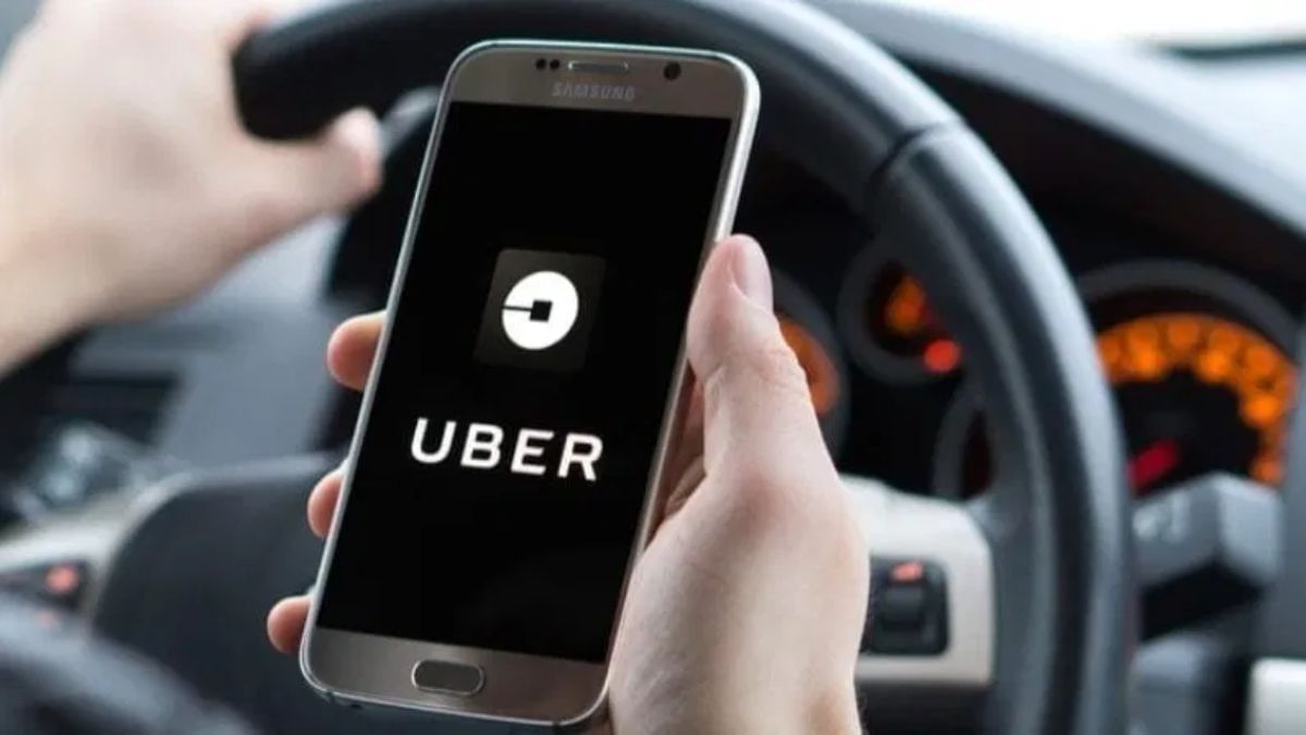 Uber की एडवांस टिप फीचर CCPA ने जारी किया नोटिस, प्रहलाद जोशी ने लगाई फटकार