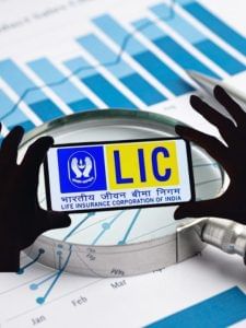 LIC की पॉलिसी हो गई बंद, घर बैठे यूं पाएं अपना पैसा वापस