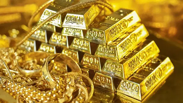 Gold Rate Today: यूएस में एक हफ्ते के हाई पर पहुंचा सोना, MCX पर भी चढ़े दाम, रिटेल में 2400 रुपये महंगा Gold Rate Today: यूएस में एक हफ्ते के हाई पर पहुंचा सोना, MCX पर भी चढ़े दाम, रिटेल में 2400 रुपये महंगा