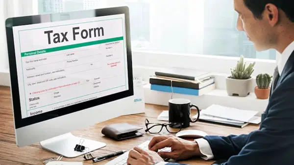 अब नहीं मिलेगा Form 16, सरकार ला रही है नया Form 130; क्या बदल जाएगा आपका टैक्स सिस्टम अब नहीं मिलेगा Form 16, सरकार ला रही है नया Form 130; क्या बदल जाएगा आपका टैक्स सिस्टम