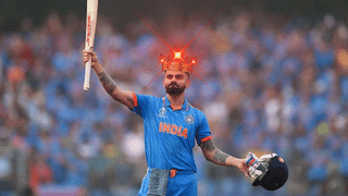 रोहित के बाद अब विराट भी टेस्ट क्रिकेट से ले सकते है संन्यास, कोहली ने BCCI को बोला टाइम आ गया…