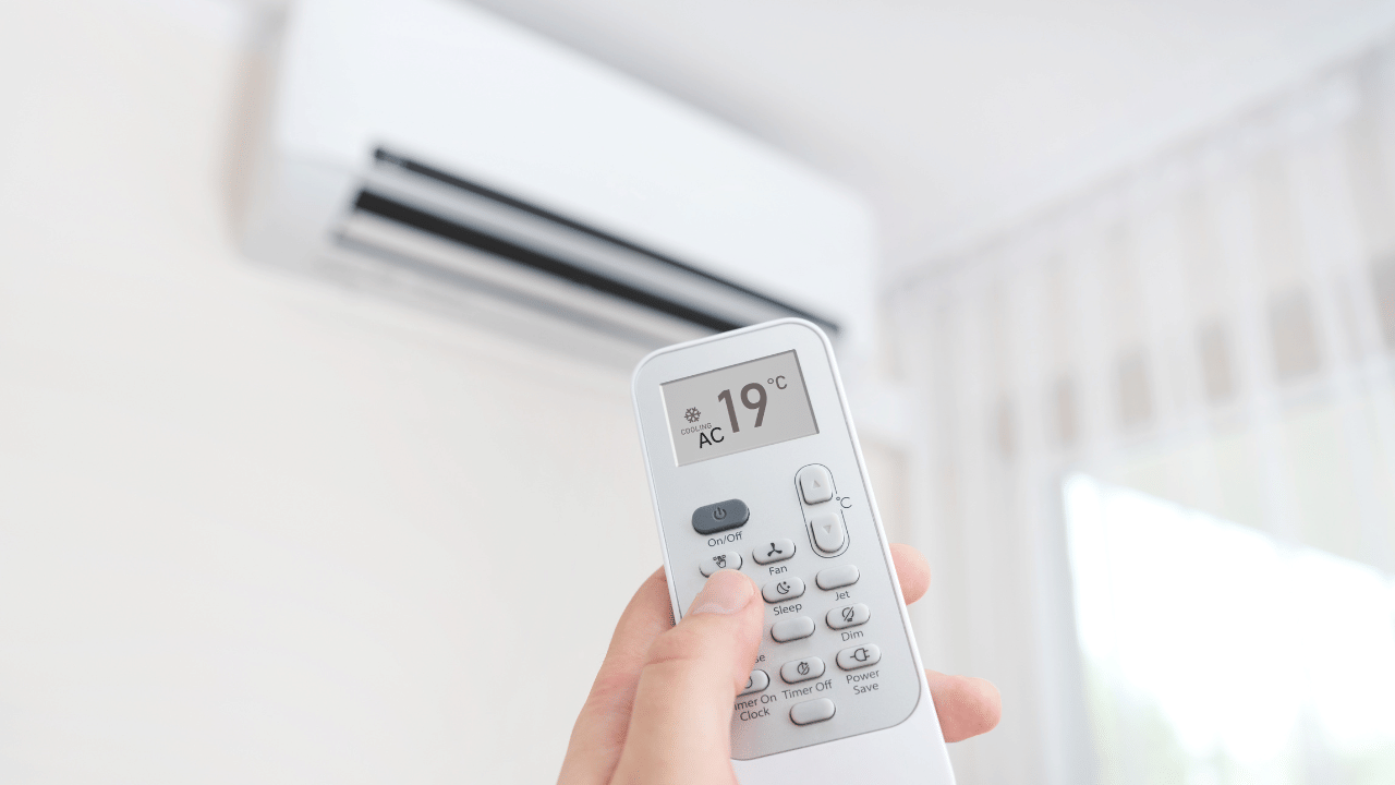 अब 20 डिग्री से कम पर नहीं चला पाएंगें AC, मैक्सिमम टेंपरेचर की फिक्स होगी लिमिट, जानें क्या है तैयारी अब 20 डिग्री से कम पर नहीं चला पाएंगें AC, मैक्सिमम टेंपरेचर की फिक्स होगी लिमिट, जानें क्या है तैयारी