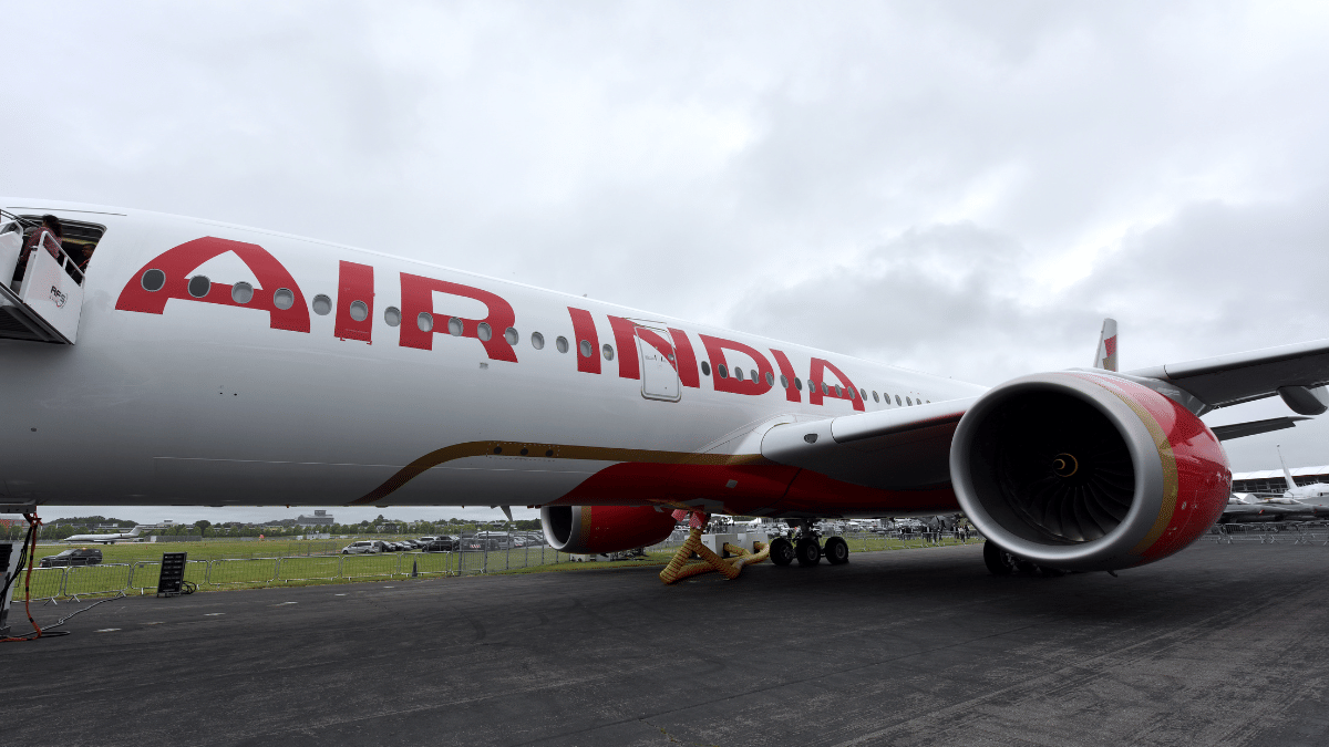 अहमदाबाद विमान हादसे के बाद Air India की ग्रोथ पटरी से उतरी, रिपोर्ट में ₹15000 करोड़ के नुकसान का अनुमान अहमदाबाद विमान हादसे के बाद Air India की ग्रोथ पटरी से उतरी, रिपोर्ट में ₹15000 करोड़ के नुकसान का अनुमान