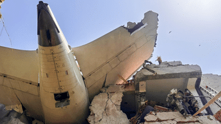 Ahmedabad Air India Crash: लकी साबित हुई सीट नंबर 11A, हादसे में जीवित बचा ये शख्स