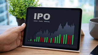 2025 में लिस्ट हुए 70% IPO कर रहे मालामाल, जानिए किसने किया निवेशकों को खुश तो किसने फेरा अरमानों पर पानी