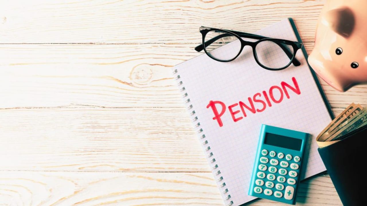 PF होल्डर को EPFO देता है 7 तरह की पेंशन, जानें फायदा और नियम