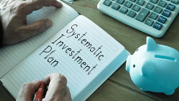 10 साल में 1 करोड़ बनाने के लिए हर महीने कितना निवेश करें, जानिए पूरा SIP प्लान 10 साल में 1 करोड़ बनाने के लिए हर महीने कितना निवेश करें, जानिए पूरा SIP प्लान