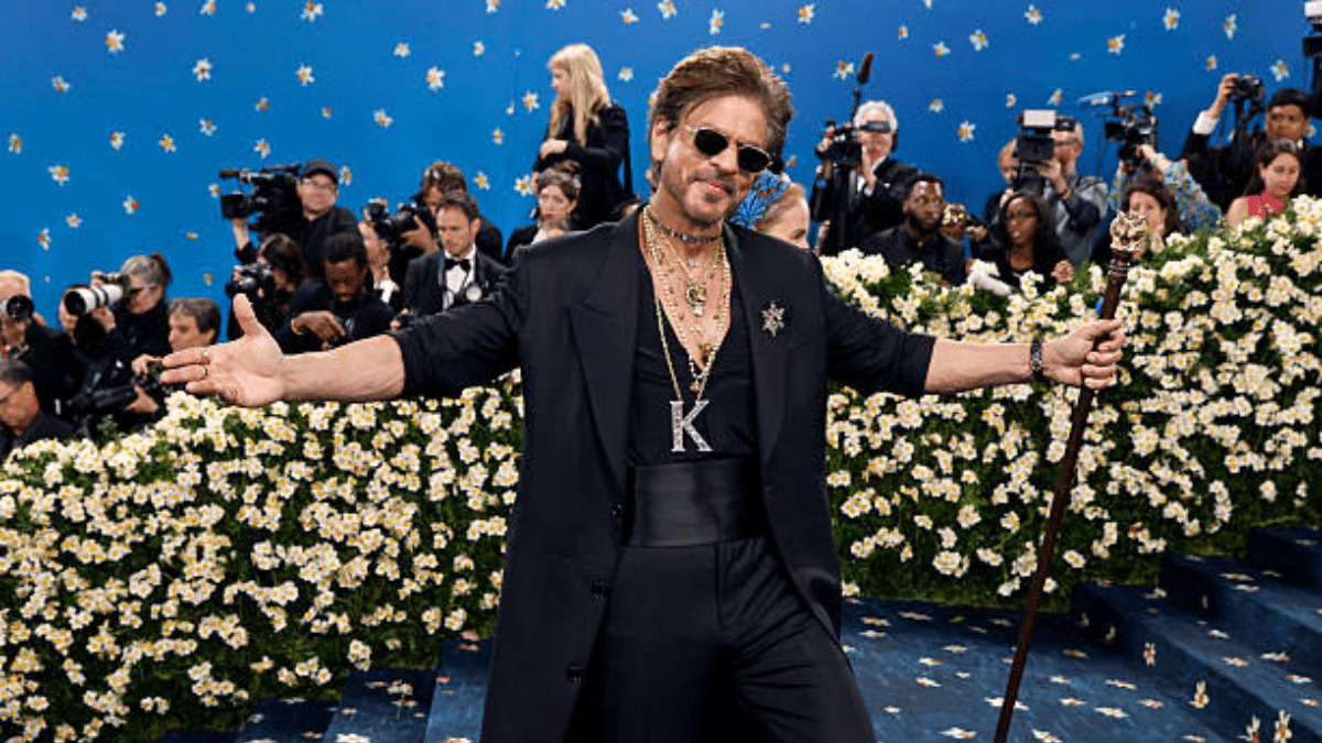 SRK ने 100 करोड़ रुपये का किया निवेश, जानें कहां किया इन्वेस्टमेंट