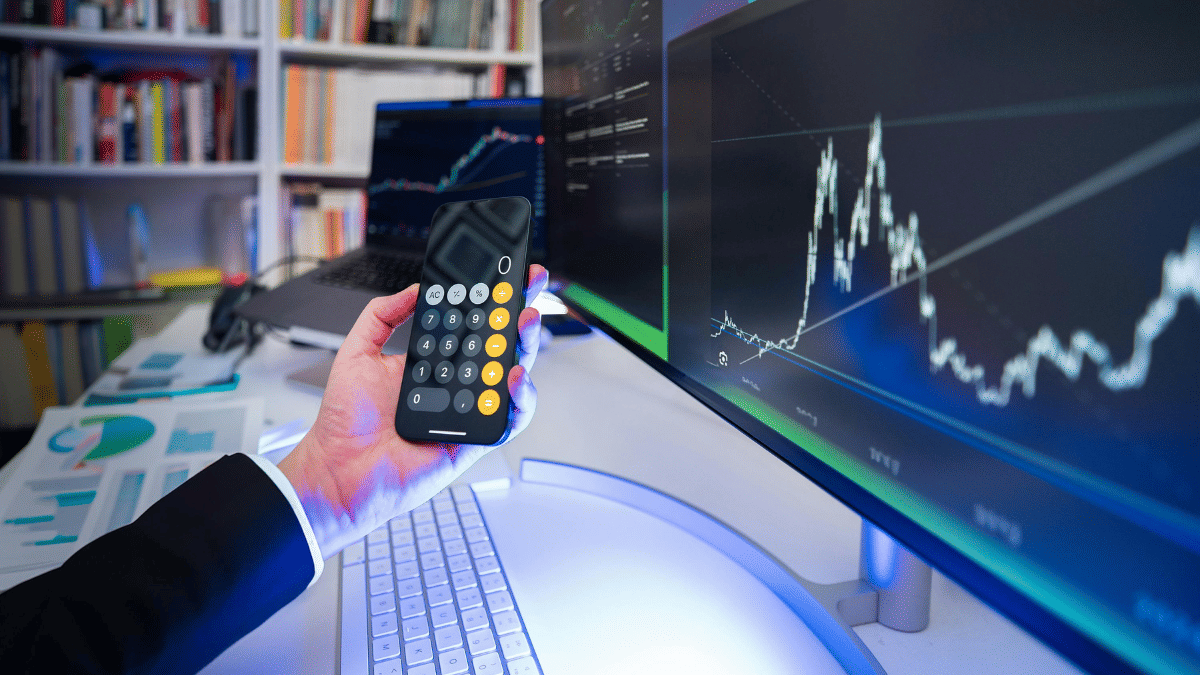 इंफोसिस छोड़ सभी टॉप कंपनियों ने मारी बाजी! LIC से बजाज फाइनेंस तक, देखें किसका कितना बढ़ा मार्केट कैप इंफोसिस छोड़ सभी टॉप कंपनियों ने मारी बाजी! LIC से बजाज फाइनेंस तक, देखें किसका कितना बढ़ा मार्केट कैप