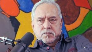 6900 करोड़ रुपये लोन डिफॉल्ट से लेकर मनी लॉन्ड्रिंग तक, जानें विजय माल्या पर कितने केस 6900 करोड़ रुपये लोन डिफॉल्ट से लेकर मनी लॉन्ड्रिंग तक, जानें विजय माल्या पर कितने केस