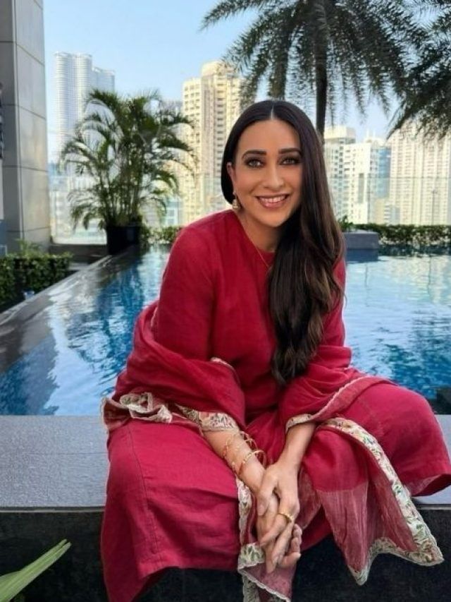 फिल्मों से दूर रहने के बाद भी करोड़ों की मालकिन हैं करिश्मा कपूर. जानें कितनी है दौलत फिल्मों से दूर रहने के बाद भी करोड़ों की मालकिन हैं करिश्मा कपूर. जानें कितनी है दौलत