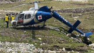 Helicopter Crash: केदारनाथ जा रहा हेलीकॉप्टर क्रैश, कुछ दिन पहले हुआ था लापता; रेस्क्यू ऑपरेशन जारी