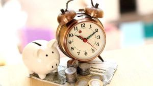 PPF से लेकर सुकन्या समृद्धि तक की ब्याज दर में हो सकती है कटौती, स्मॉल सेविंग स्कीम पर घट जाएगा रिटर्न PPF से लेकर सुकन्या समृद्धि तक की ब्याज दर में हो सकती है कटौती, स्मॉल सेविंग स्कीम पर घट जाएगा रिटर्न