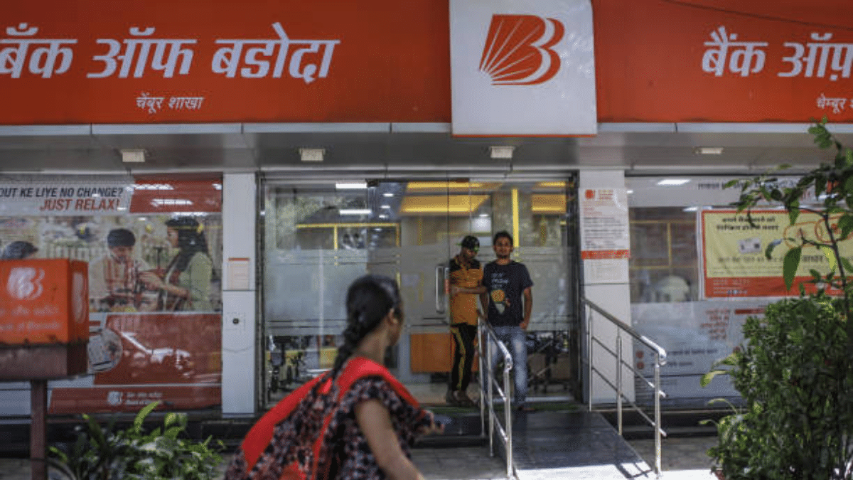 Bank of Baroda के ग्राहकों के लिए अच्छी खबर, सेविंग्स अकाउंट में मिनिमम बैलेंस का झंझट खत्म; नहीं लगेगी पेनाल्टी Bank of Baroda के ग्राहकों के लिए अच्छी खबर, सेविंग्स अकाउंट में मिनिमम बैलेंस का झंझट खत्म; नहीं लगेगी पेनाल्टी