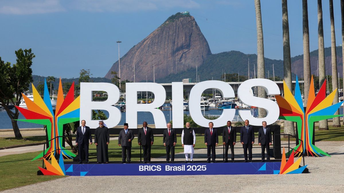 अमेरिका से GDP और परचेजिंग पावर में आगे निकला BRICS, ट्रंप को सता रहा है अब ये डर अमेरिका से GDP और परचेजिंग पावर में आगे निकला BRICS, ट्रंप को सता रहा है अब ये डर