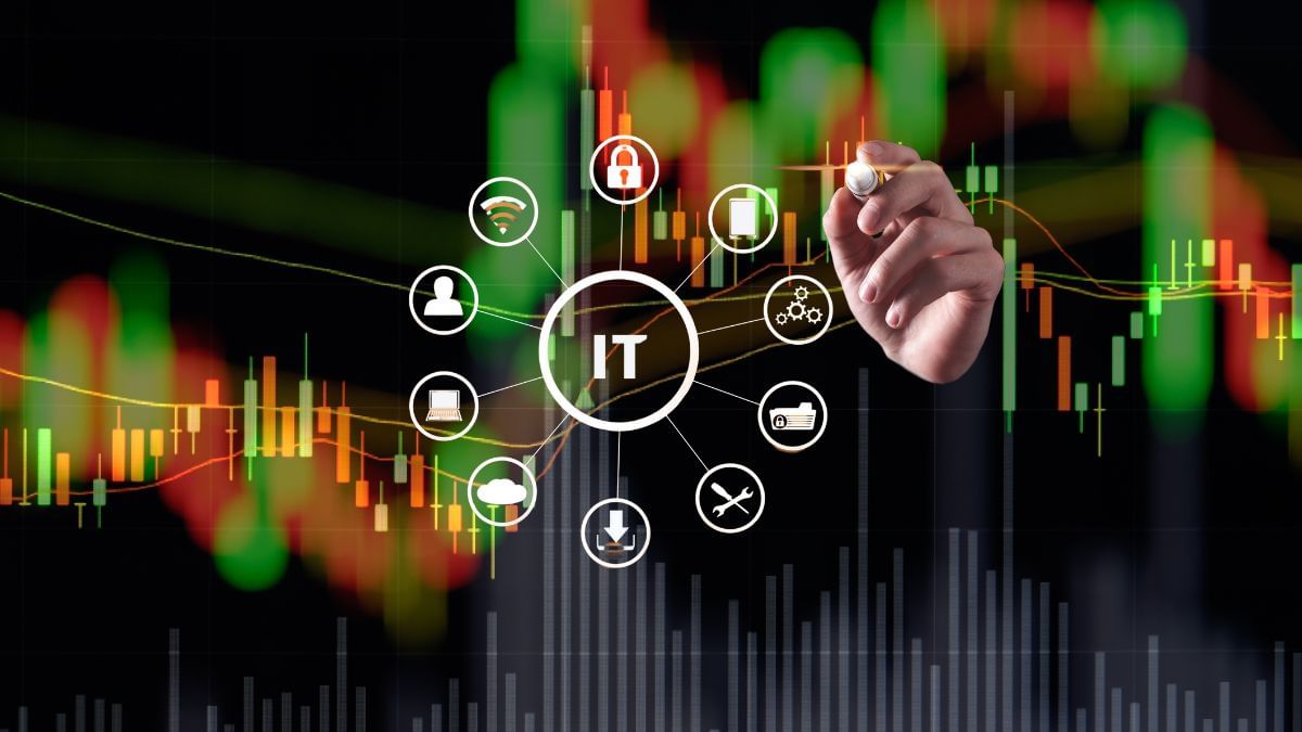 IT सेक्टर में लौटी रौनक: Nifty IT में 1 फीसदी की तेजी, HCL Tech को छोड़ सभी शेयर हरे निशान में IT सेक्टर में लौटी रौनक: Nifty IT में 1 फीसदी की तेजी, HCL Tech को छोड़ सभी शेयर हरे निशान में