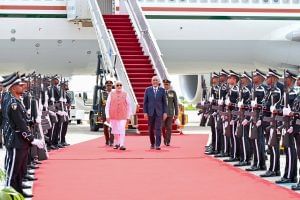 कर्ज में डूबे मालदीव को 4,850 करोड़ उधार देगा भारत, डिजिटल और व्यापारिक सहयोग को मिलेगा बढ़ावा कर्ज में डूबे मालदीव को 4,850 करोड़ उधार देगा भारत, डिजिटल और व्यापारिक सहयोग को मिलेगा बढ़ावा