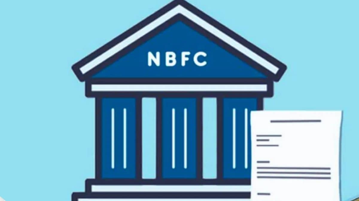 PhonePe समेत 9 कंपनियों ने सरेंडर किया NBFC रजिस्ट्रेशन सर्टिफिकेट, कारोबार से किया किनारा PhonePe समेत 9 कंपनियों ने सरेंडर किया NBFC रजिस्ट्रेशन सर्टिफिकेट, कारोबार से किया किनारा