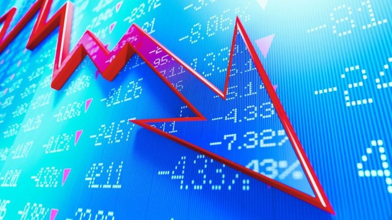 Opening Bell: बाजार गिरा, सेंसेक्स 200 अंकों से ज्यादा फिसला, मेटल-बैंक शेयर गिरे; NMDC उछला