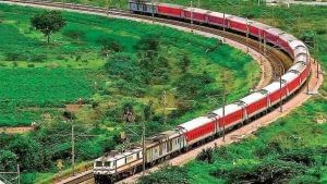 दिल्ली-मुंबई और दिल्ली-हावड़ा राजधानी में अब सफर करने पर कितना अधिक लगेगा पैसा? जानें- फर्स्ट AC का किराया दिल्ली-मुंबई और दिल्ली-हावड़ा राजधानी में अब सफर करने पर कितना अधिक लगेगा पैसा? जानें- फर्स्ट AC का किराया