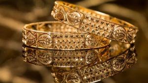 Gold Rate Today: कमजोर डॉलर ने बढ़ाई सोने की चमक, इंटरनेशनल लेवल पर 41.39 डॉलर प्रति औंस हुआ महंगा Gold Rate Today: कमजोर डॉलर ने बढ़ाई सोने की चमक, इंटरनेशनल लेवल पर 41.39 डॉलर प्रति औंस हुआ महंगा