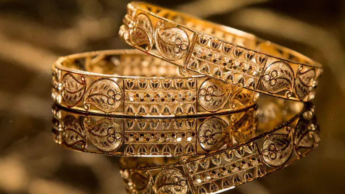Gold Rate Today: सोने ने लगाई छलांग, 98000 रुपये के पहुंचा पार, चांदी में भी 1090 रुपये की तेजी Gold Rate Today: सोने ने लगाई छलांग, 98000 रुपये के पहुंचा पार, चांदी में भी 1090 रुपये की तेजी