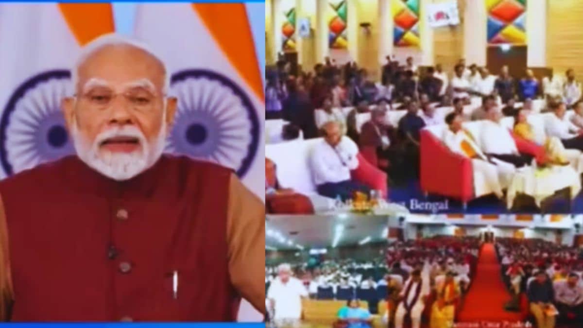 PM मोदी ने युवाओं को सौंपे 51,000 नियुक्ति पत्र, 47 शहरों में एक साथ हुआ रोजगार मेला PM मोदी ने युवाओं को सौंपे 51,000 नियुक्ति पत्र, 47 शहरों में एक साथ हुआ रोजगार मेला