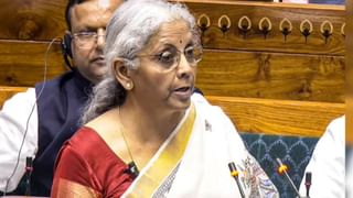 वित्त मंत्री निर्मला सीतारमण ने लोकसभा में पेश किया रिवाइज्ड इनकम टैक्स बिल 2025, जानें- बड़ी बातें