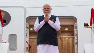 पीएम मोदी पहुंचे चीन… तियानजिन एयरपोर्ट पर हुआ जोरदार स्वागत, SCO समिट में लेंगे भाग पीएम मोदी पहुंचे चीन… तियानजिन एयरपोर्ट पर हुआ जोरदार स्वागत, SCO समिट में लेंगे भाग