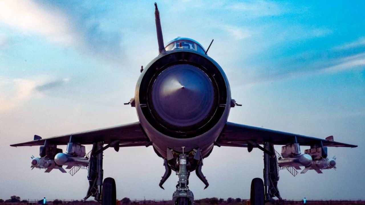 1965 से लेकर कारगिल तक हर बार पाकिस्तान को किया नेस्तनाबूद, 62 साल बाद MiG 21 को वायु सेना ने ऐसे दी विदाई