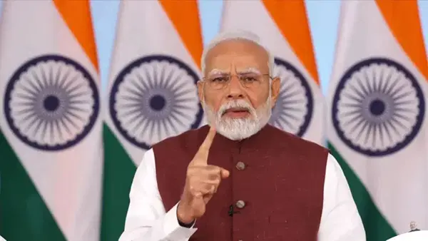 पश्चिमी एशिया में बढ़ते तनाव पर मोदी सरकार अलर्ट, फ्यूल और पावर सप्लाई पर हाई लेवल मीटिंग; कई मंत्री शामिल पश्चिमी एशिया में बढ़ते तनाव पर मोदी सरकार अलर्ट, फ्यूल और पावर सप्लाई पर हाई लेवल मीटिंग; कई मंत्री शामिल