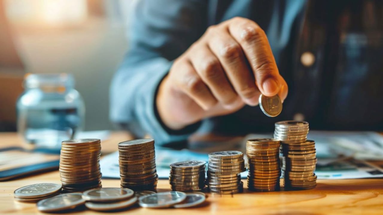 पर्सनल फाइनेंस के 9 Golden Rules, जो आपकी बचत और निवेश दोनों मजबूत करेंगे