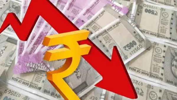 रुपये में उतार-चढ़ाव पर सरकार की नजर, लेकिन नहीं होगा सीधा दखल; पीयूष गोयल का बड़ा बयान रुपये में उतार-चढ़ाव पर सरकार की नजर, लेकिन नहीं होगा सीधा दखल; पीयूष गोयल का बड़ा बयान