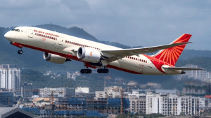 DGCA का बोइंग को फटकार, विमान उतरने ही वाला था, तभी अचानक खुल गया इमरजेंसी सिस्टम