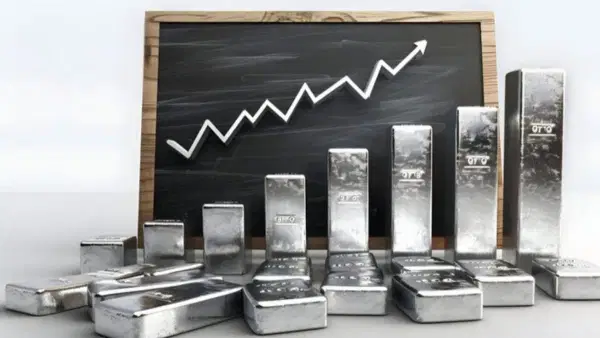 Silver All Time High: चांदी एक ही दिन में 11500 रुपये महंगी, इस साल अब तक दिया 114% का बंपर रिटर्न Silver All Time High: चांदी एक ही दिन में 11500 रुपये महंगी, इस साल अब तक दिया 114% का बंपर रिटर्न