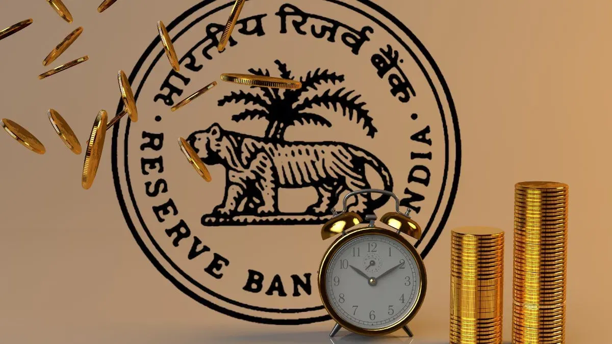 गोल्ड बॉन्ड में पैसा लगाने वालों के लिए खुशखबरी! SGB के इस सीरीज के प्रीमैच्योर रिडेम्पशन की डेट आई सामने, मिलेगा 153% रिटर्न गोल्ड बॉन्ड में पैसा लगाने वालों के लिए खुशखबरी! SGB के इस सीरीज के प्रीमैच्योर रिडेम्पशन की डेट आई सामने, मिलेगा 153% रिटर्न